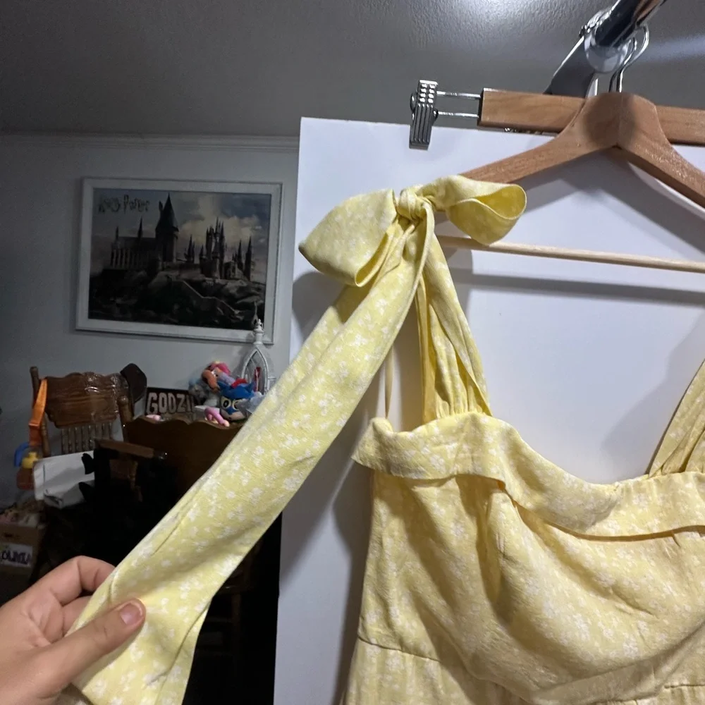Trixxi Sunny Yellow Midi Dress - Picture 6 of 11